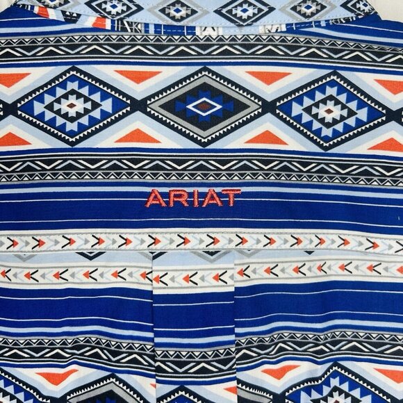 Ariat Ryder Classic Fit Aztec Print Button Down Shirt Sz M Blue Long Sleeve NWT - Picture 8 of 9